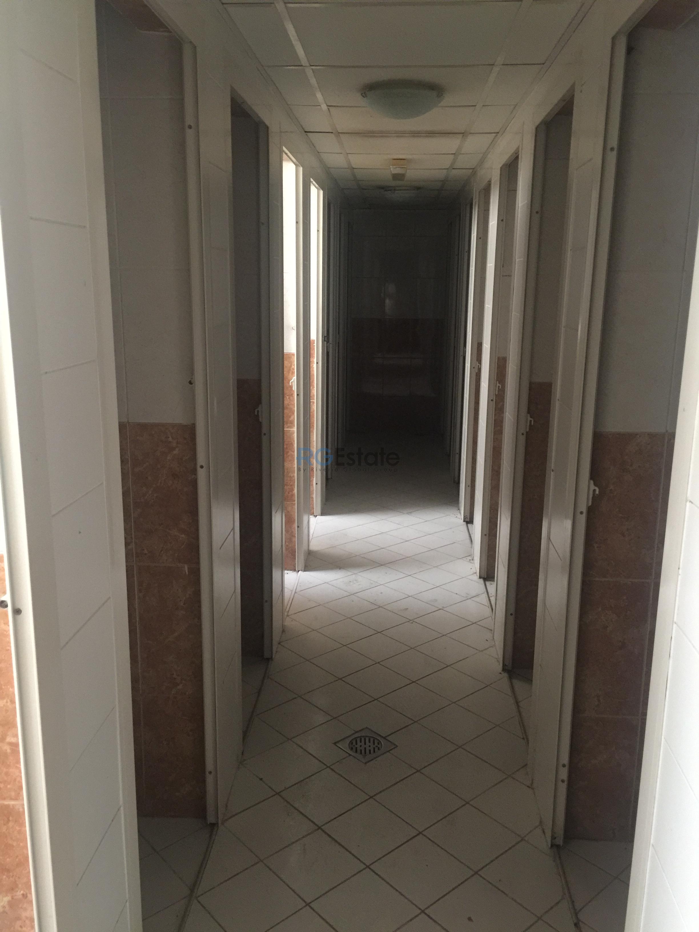 100 rooms Labour Camp for Sale in Dubai Investment Park. سكن عمال 100 غرفة للبيع في مجمع دبي للاستثمار.  | RGEstate UAE