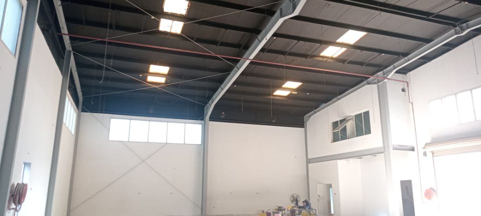 Rented 105,000 Sqft Independent Rented Warehouse with Multiple Tenants for Sale in Al Quoz Rented 105,000 Sqft Independent Rented Warehouse with Multiple Tenants for Sale in Al Quoz  | RGEstate UAE