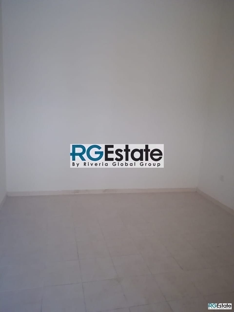 Modern G+3 Labour Camp for Rent in Al Quoz: 183 Rooms with Retail Spaces and Amenities Included Modern G+3 Labour Camp for Rent in Al Quoz: 183 Rooms with Retail Spaces and Amenities Included  | RGEstate UAE