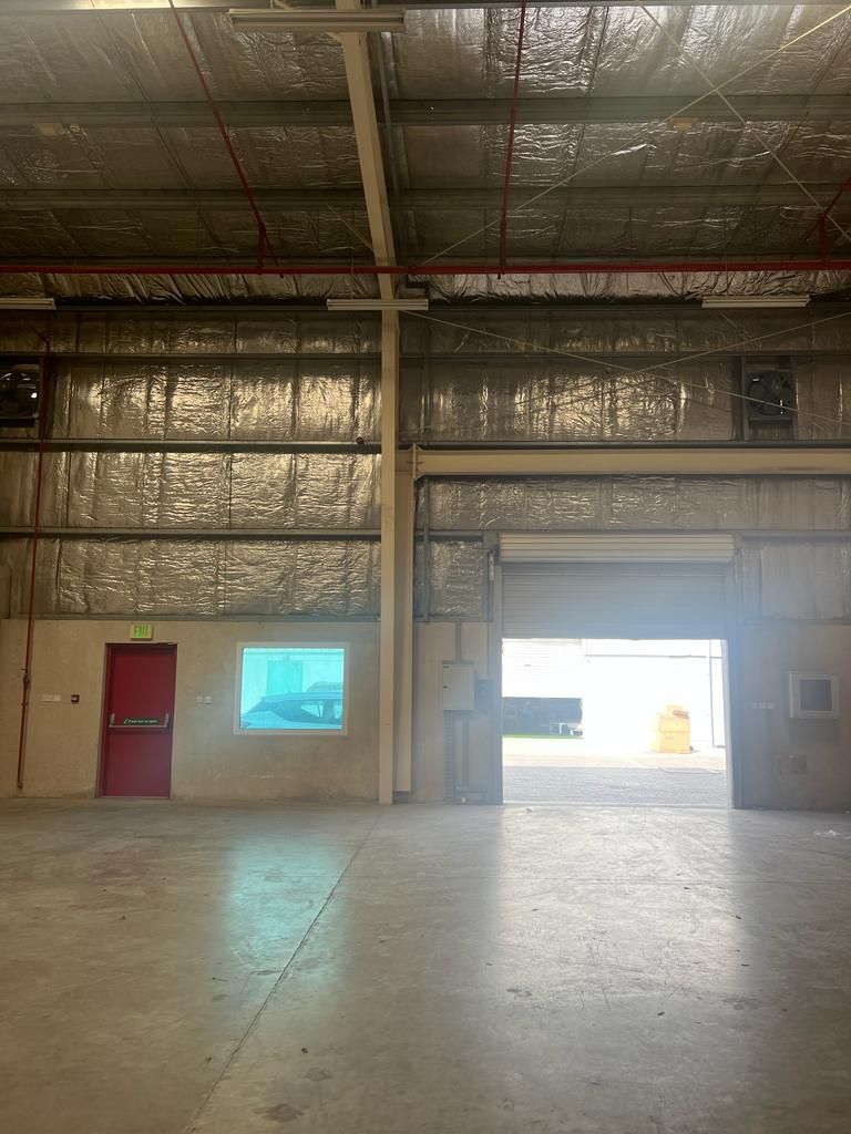 Fully Airconditioned Warehouse with Office for Sale in Al Quoz Industrial Area, Generating Rental Income Fully Airconditioned Warehouse with Office for Sale in Al Quoz Industrial Area, Generating Rental Income  | RGEstate UAE