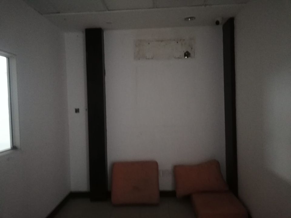 Independent Vacant 10,000 Sqft Cold Storage Warehouse With Mezzanine Floor Office For Sale in Al Qusais Independent Vacant 10,000 Sqft Cold Storage Warehouse With Mezzanine Floor Office For Sale in Al Qusais  | RGEstate UAE