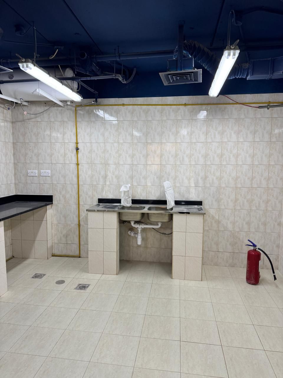 Rented 156 Rooms Labour Camp for Sale in Al Ttay, Al Khawaneej Rented 156 Rooms Labour Camp for Sale in Al Ttay, Al Khawaneej  | RGEstate UAE